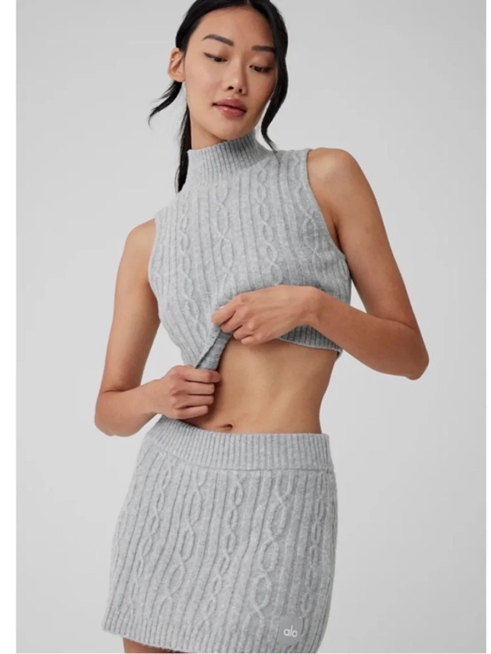 ALO YOGA  Cable Knit Winter Bliss Mock Neck Tank Top Heather Grey Size  XS NWOT